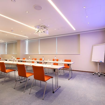 Radisson Blu Hotel, Lárnaca Exterior foto Meeting room